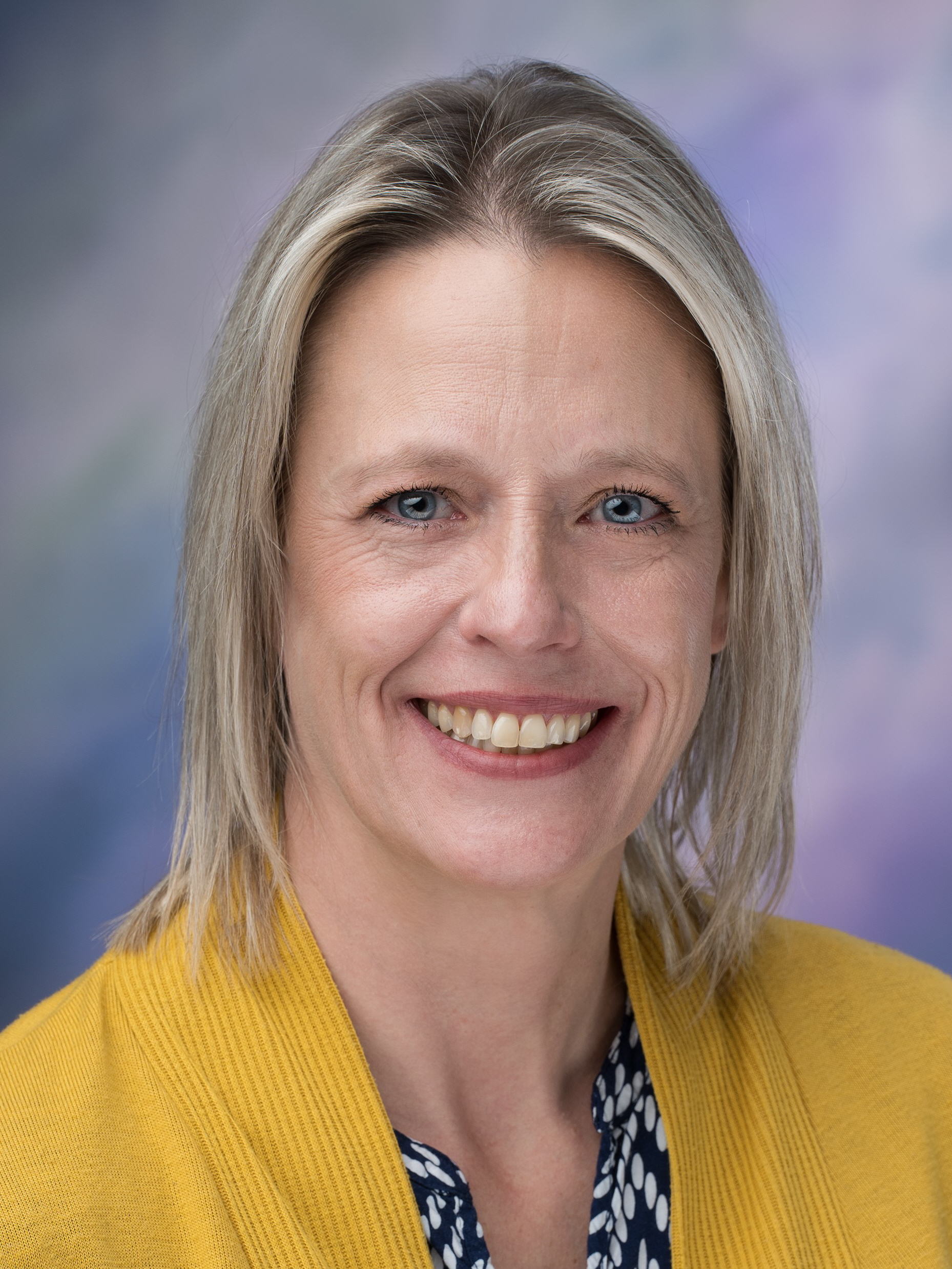 Photo of Carrie Farnsworth, CNP