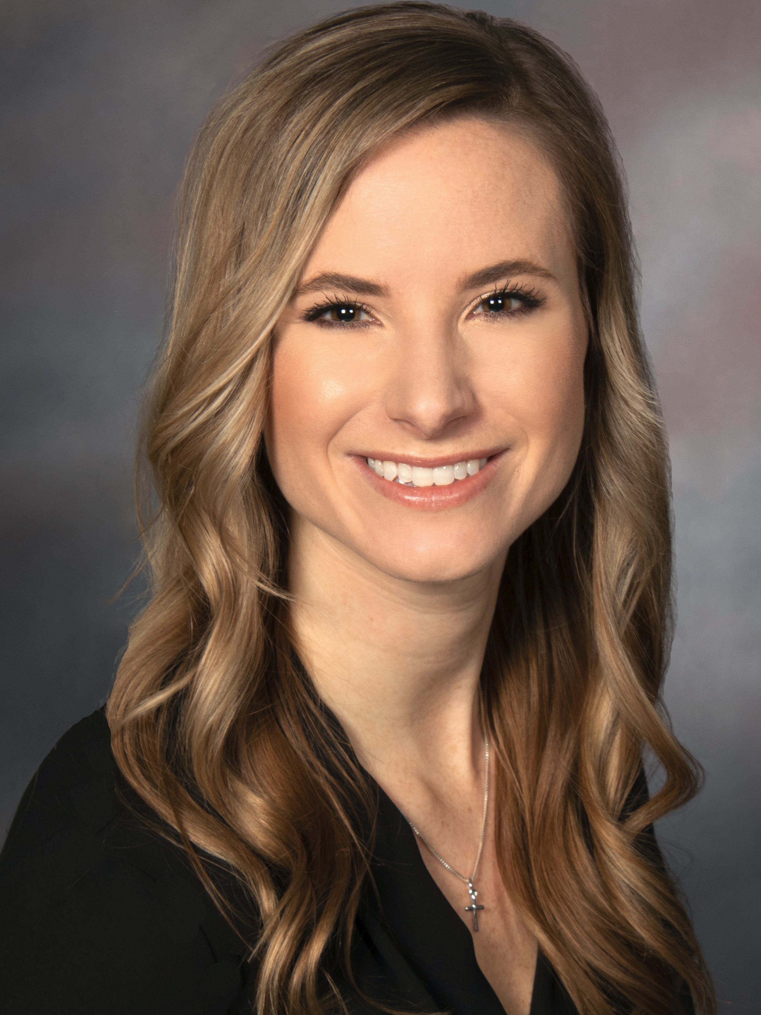 Photo of Lindsey Robinson, CNP