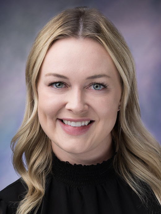 Photo of Lauren Tuma, CNP